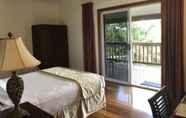 Bedroom 4 Daintree Manor Bed & Breakfast