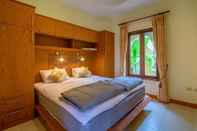 Bedroom Khao Tao lake and beach villas Hua Hin