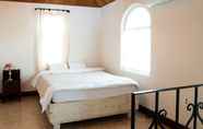 Bedroom 4 Miallet Pension