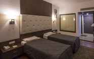 Kamar Tidur 7 Hotel Host Inn