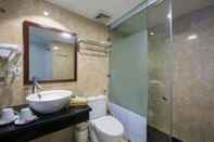 In-room Bathroom Splendid Pearlight Hanoi