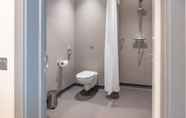 In-room Bathroom 4 Elite Athlete Centre and Hotel