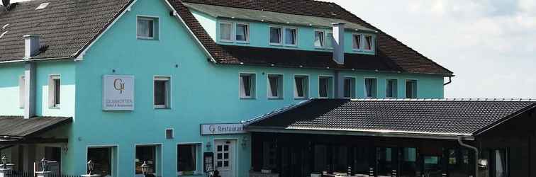 Bangunan Glashütten Hotel