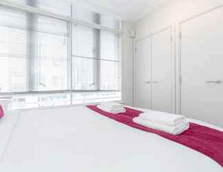 Bilik Tidur 2 Roomspace Apartments -River House