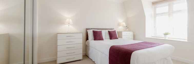 Bedroom Roomspace Apartments -Royal Swan Quarter