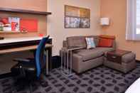Common Space TownePlace Suites by Marriott St. Louis Chesterfield
