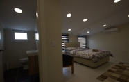 Bedroom 4 Alme Suite