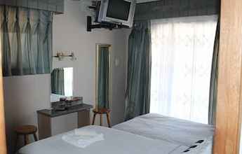 Bedroom 4 NMB2 Guest House