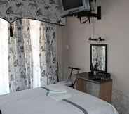 Bedroom 7 NMB2 Guest House