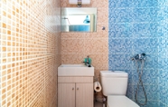 In-room Bathroom 5 Comfort Apartments 2