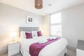 Bedroom 4 Roomspace Apartments -The Quadrant