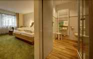 Kamar Tidur 6 Wellness Hotel Talblick