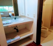 In-room Bathroom 4 Hotel Playa By Marbar Hoteles