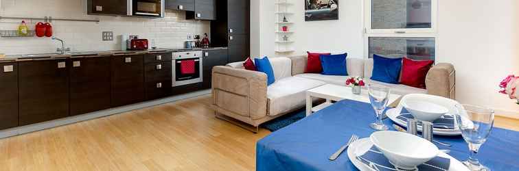 Kamar Tidur Bright Comfy 2 bed in trendy Dalston