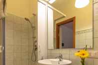 In-room Bathroom B&B San Cataldo