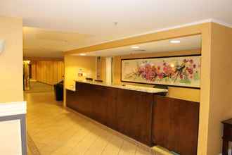 Lobi 4 DoubleTree by Hilton Livermore, CA