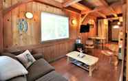 Lobi 7 Black Bear Cottage