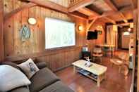 Lobi Black Bear Cottage