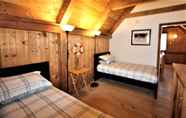 Kamar Tidur 3 Black Bear Cottage