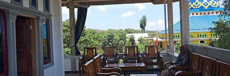 Lobby Wakatobi Dive Inn