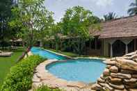 Kolam Renang Dolcemare Resort