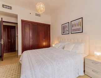 Bedroom 2 One Perfect Stay - 1BR at Zanzabeel 4