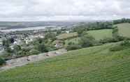 Nearby View and Attractions 4 Old Walls Vineyard