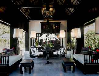 Lobby 2 MORA Boutique Hotel