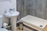 Toilet Kamar The Townhouse Newcastle