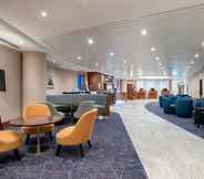 Lobi 6 Hilton Garden Inn London Heathrow Terminal 2 and 3