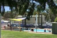 Swimming Pool Crows Nest QLD Tourist Park
