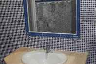 In-room Bathroom Hostal Jardines Del Mediterraneo
