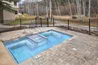 Kolam Renang Beaver Creek Condo - Townsend 205