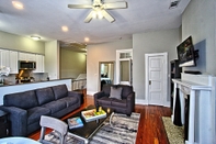 Common Space 2 Bed Home in Downtown Savannah