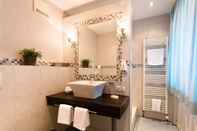 Toilet Kamar Intourhotel