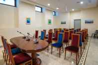 Functional Hall Albergo Etico Roma