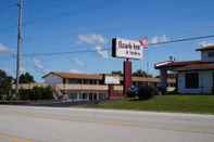 Exterior Ozark Inn & Suites