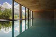 Swimming Pool Hotel Lech da Sompunt