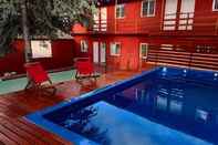 Swimming Pool Águila Blanca Hotel