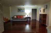 Lobby HOV B&B House -Hospitality Ocean view Victoria-