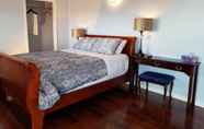 Bedroom 5 HOV B&B House -Hospitality Ocean view Victoria-