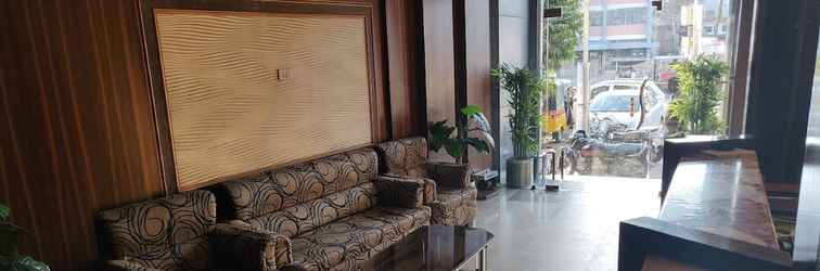 Lobby Hotel Rahul