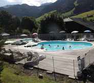 Swimming Pool 5 Les Essertets - Vacances ULVF