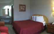 Kamar Tidur 5 Colonial Inn