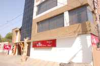 Exterior Hotel Prem Bandhan