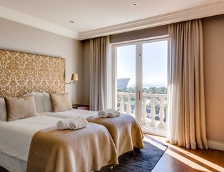 Bedroom 2 705 Cape Royale Luxury Apartment