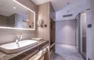 Toilet Kamar 3 Atour Hotel South Luogu Lane Beijing