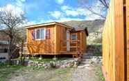 ภายนอกอาคาร 6 Yellowstone's Treasure Cabins