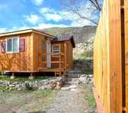 Luar Bangunan 6 Yellowstone's Treasure Cabins