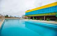 สระว่ายน้ำ 4 Ly Meng Hotel